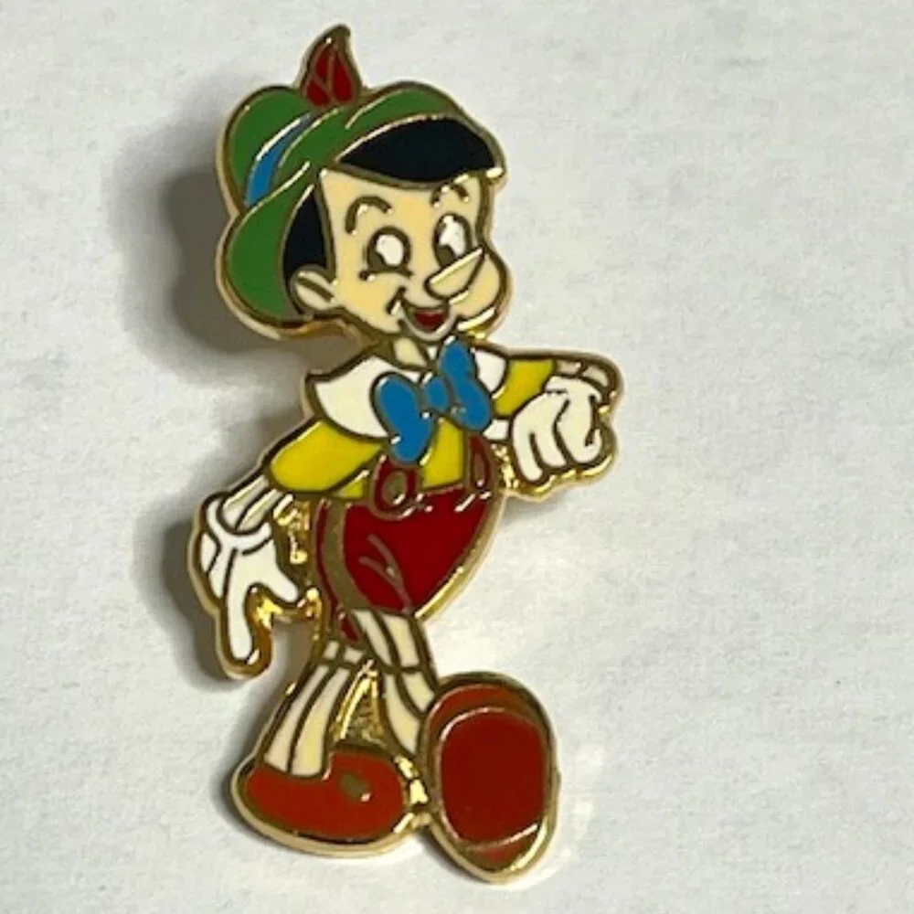 VTG Disney Pinocchio Walking Lapel Hat Vest Pin Gold Tone 1.25
